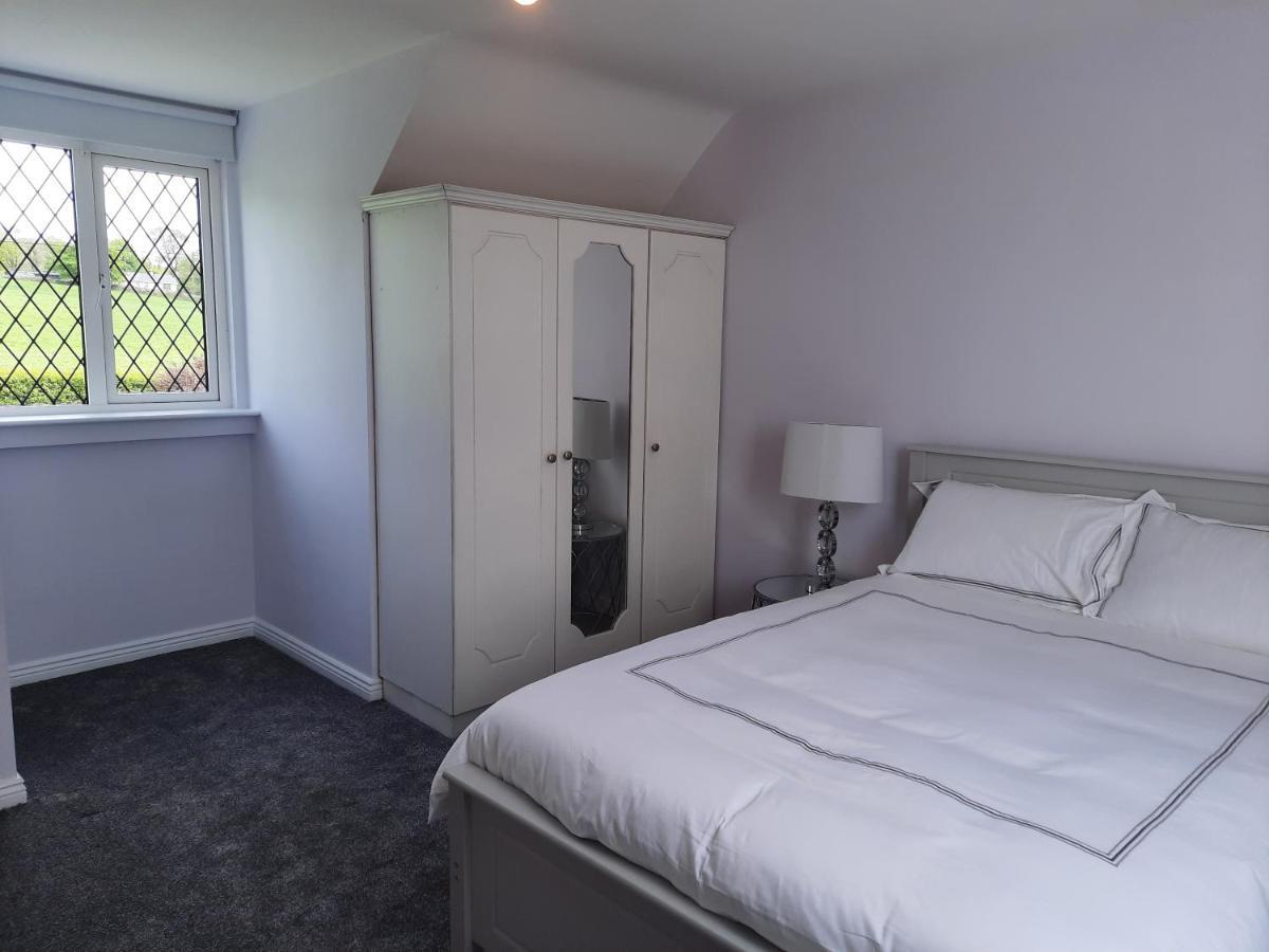 4 Bedroom, 15 Min To Limerick City Quiet Retreat. Exterior foto