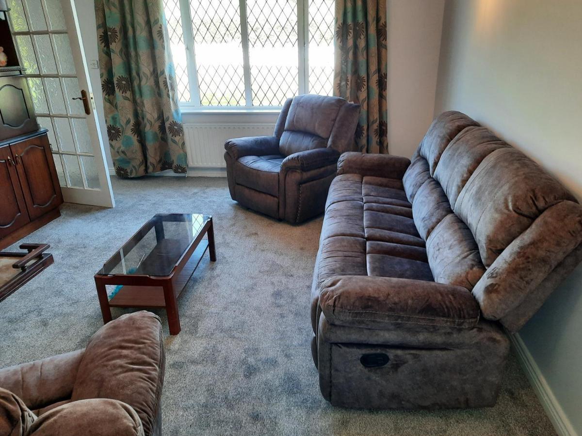 4 Bedroom, 15 Min To Limerick City Quiet Retreat. Exterior foto